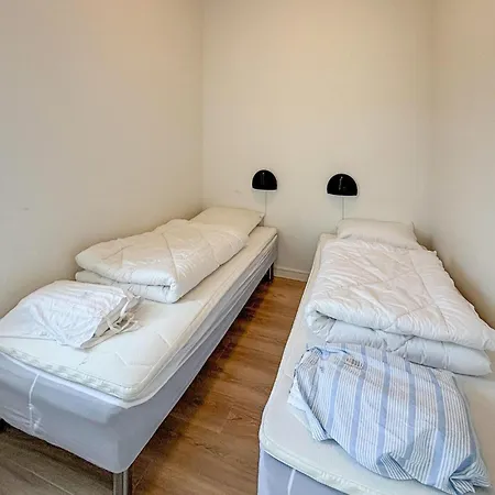 Awesome In With Indoor Swimming Pool 아파트 *